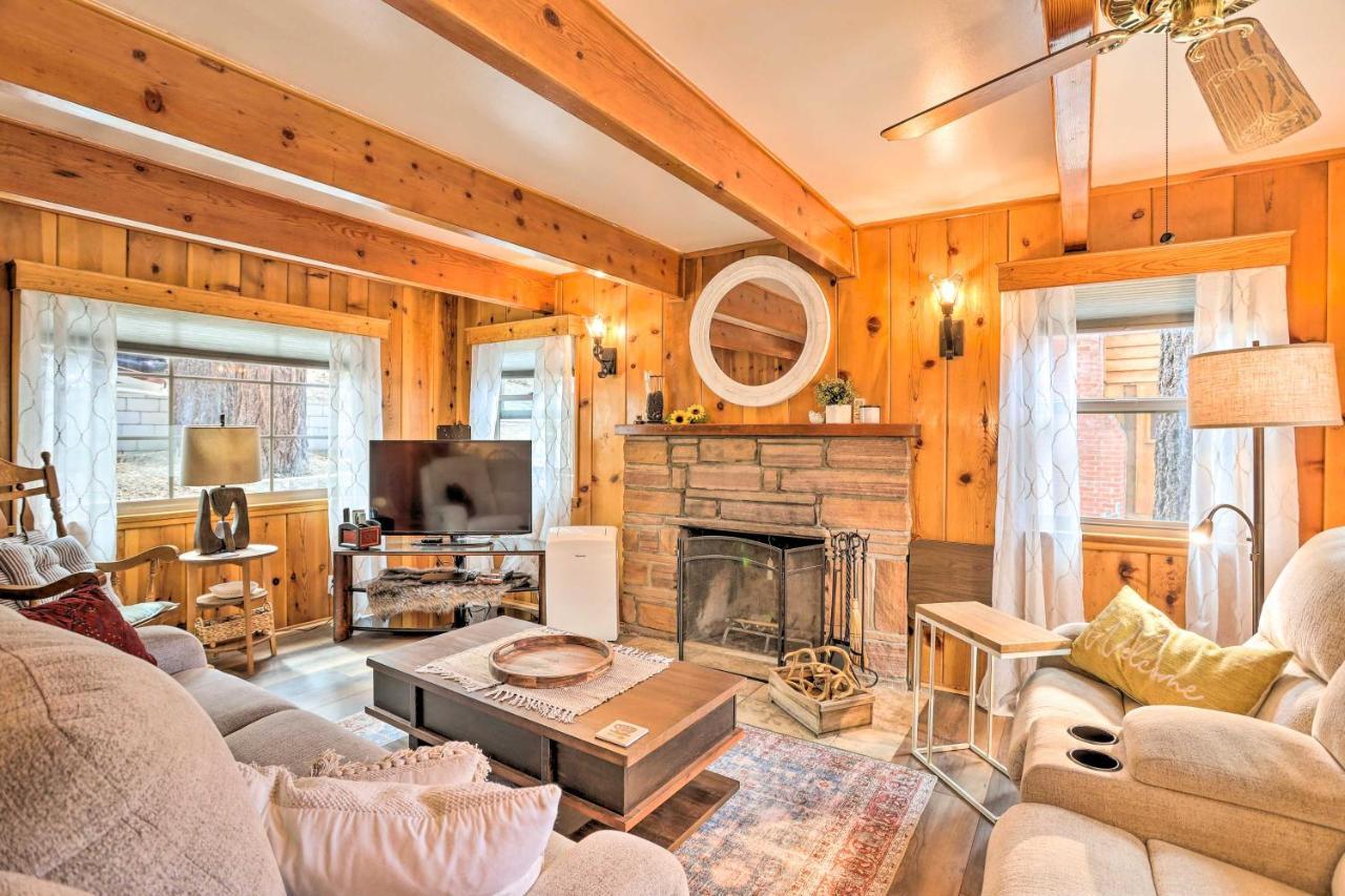 Wrightwood Cabin With Cozy Interior! Exteriör bild